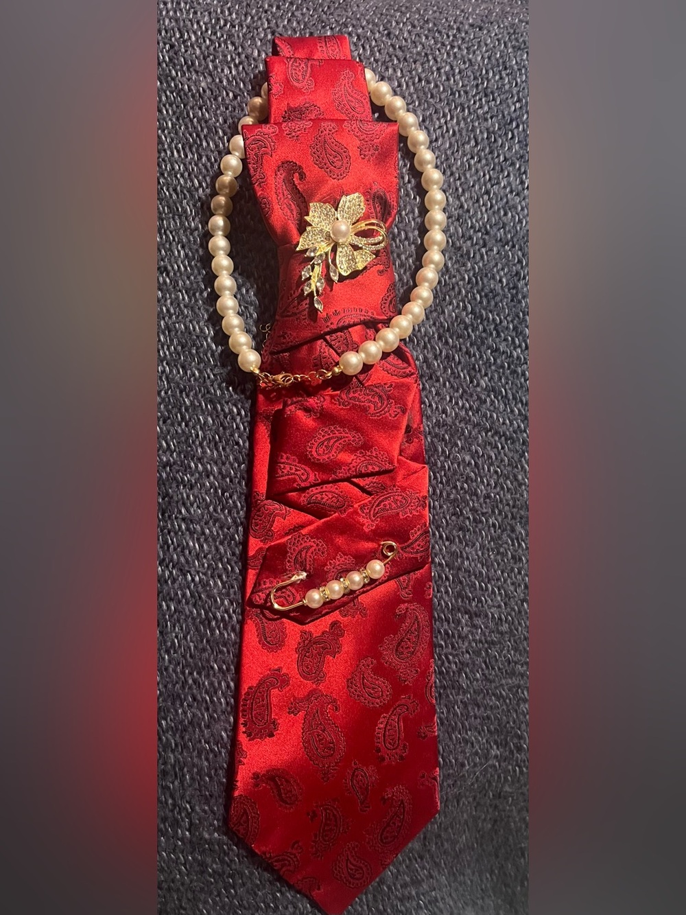 Red Paisley Silk Tie with Pearl Pin & Brooch
